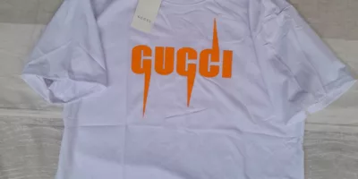 T-shirt gucci