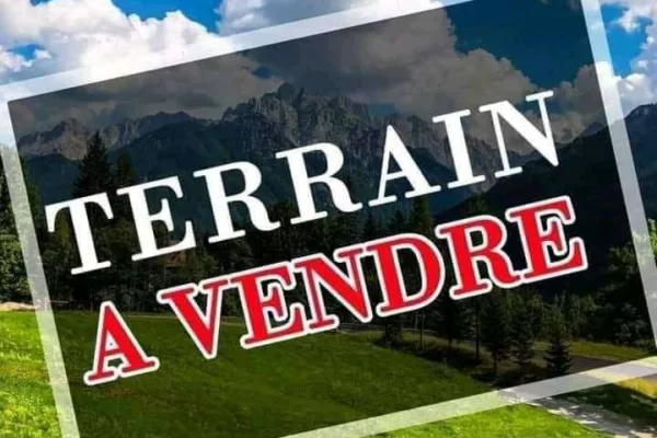 Terrain commercial à vendre