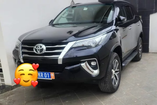 Toyota Fortuner 2021