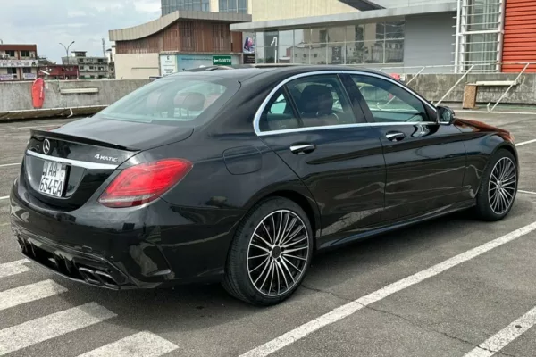 MERCEDES C300 - 2019 RAPIDE