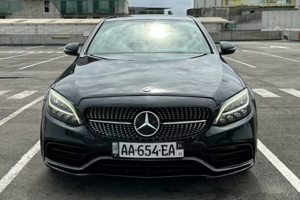 MERCEDES C300 - 2019 RAPIDE