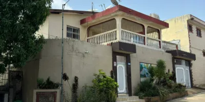 Abatta, cité du bonheur, Duplex 7 pces a vendre