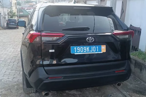 Voiture Toyota RAV4