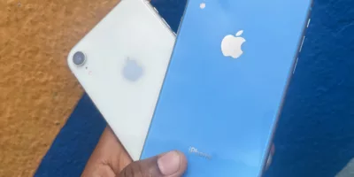 iPhone XR 64giga tout passe