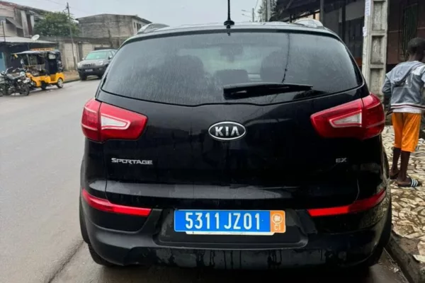 Kia sportage année 2016 prix HT (hors taxe) boîte auto camé