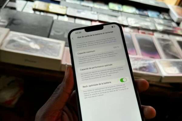 iPhone 13 pro Max 128giga très propre