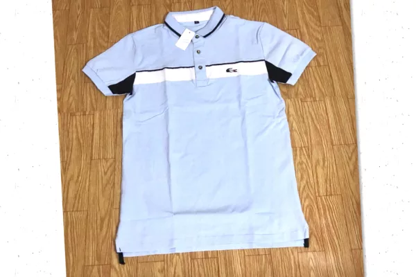 Polo de taille l disponible vous pouvez commander ici: ‎Suivez ce lien pour voir notre catalogue dans WhatsApp : https://wa.me/c/22572700663