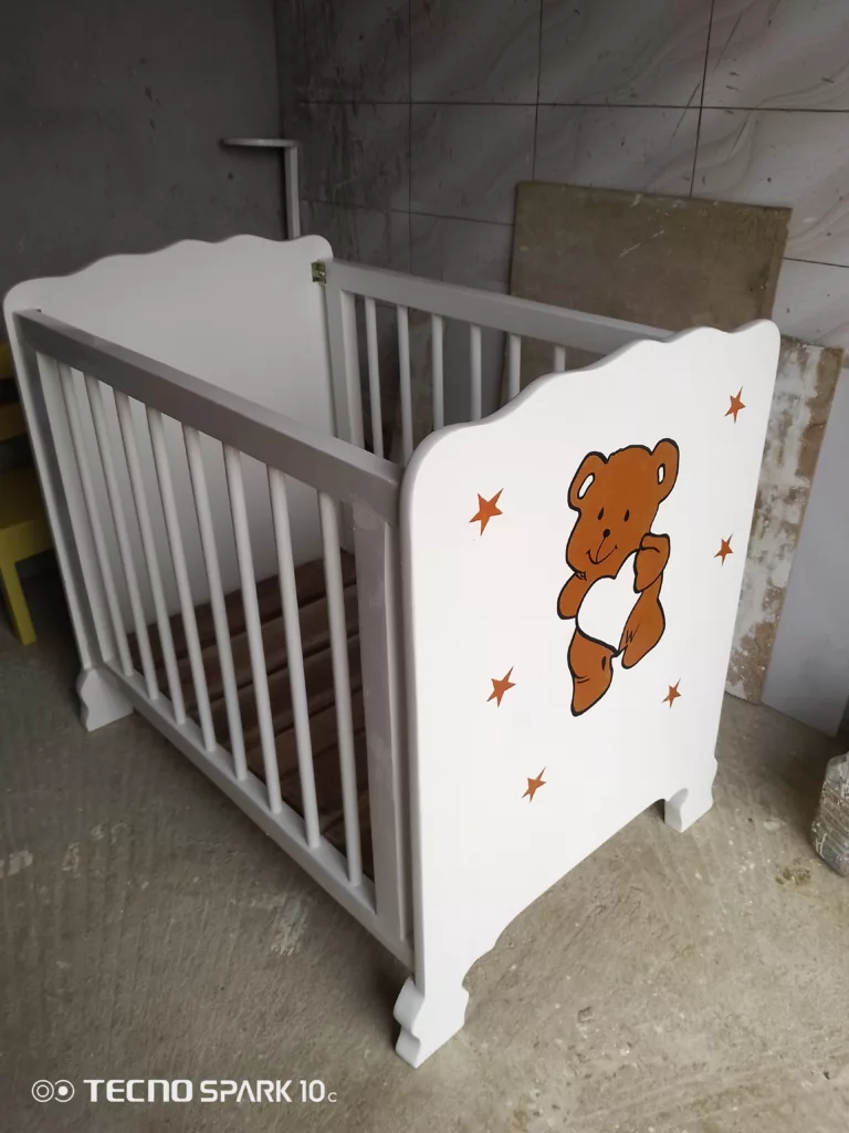 BERCEAUX -PLACARDS -COMMODES