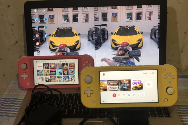 Nintendo switch lite Avec 24 jeux livraison gratuite