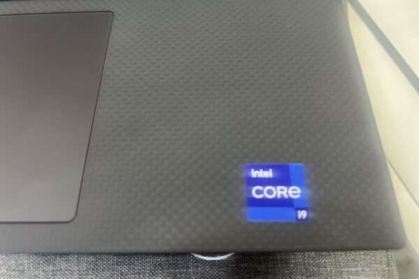 Dell core i9 14 pouces 64 giga ram