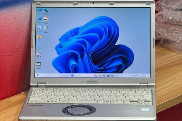 PC PANASONIC CORE i5 RAM 8 GIGA