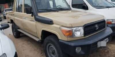 Vente Toyota Land cruiser j79 année 2015 diesel boîte manuel