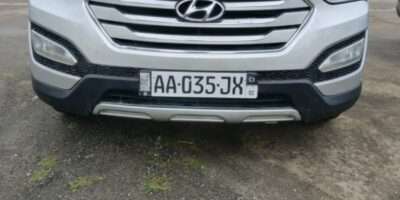 Location hyundai Santa fe 7 places assises