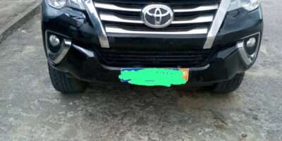 Toyota fortuner en vente