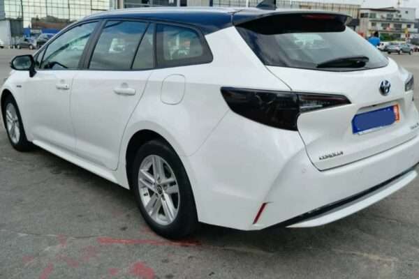 Toyota Corolla Hybrid en vente