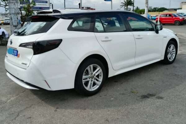 Toyota Corolla Hybrid en vente