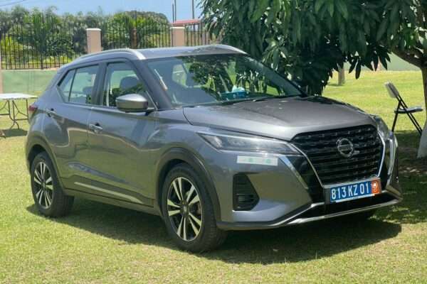 Nissan kicks