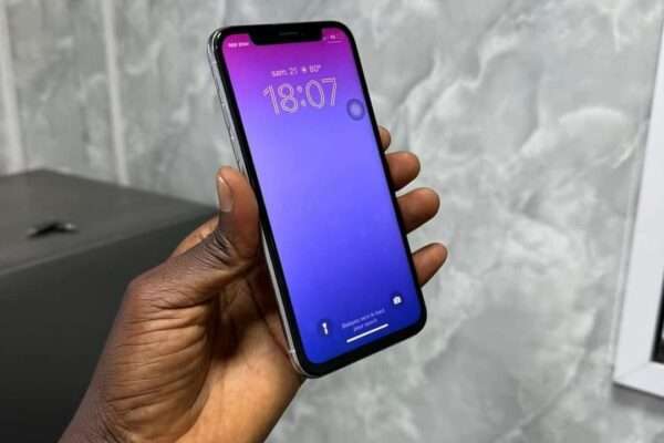 iPhone X sans Face ID en vente