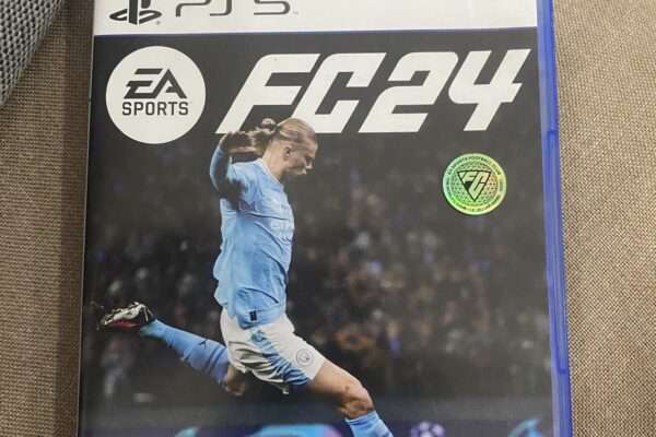 Fc24 ps5 en vente