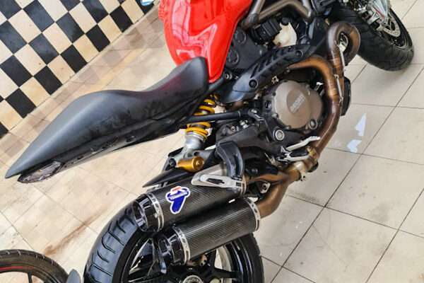 Ducati 1200 Monster s année 2019