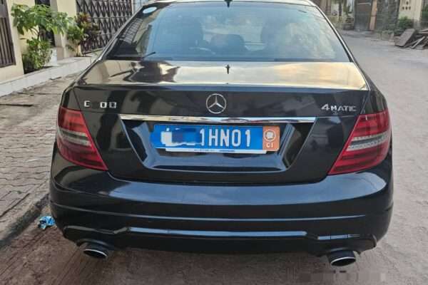 MERCEDES C300 en vente