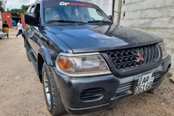 Mitsubishi Montero Sport en vente