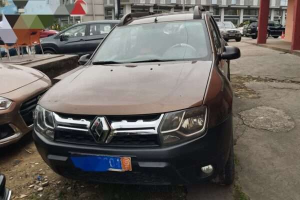 Vend RENAULT DUSTER ANNÉE 2016 boite manuelle