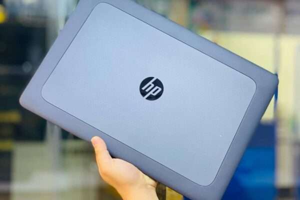 PC GAMER HP ZBOOK CORE i7 RAM 32giga SSD 1TERA