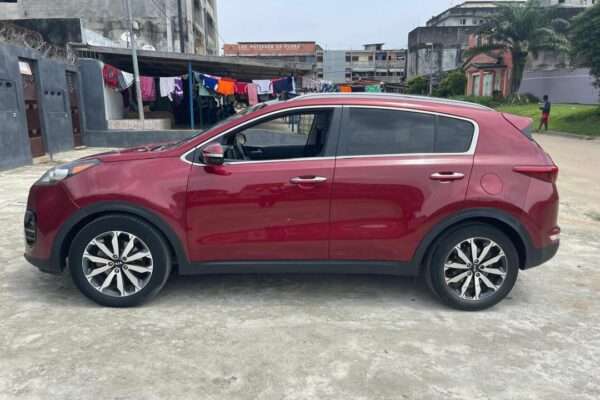 *KIA SPORTAGE EX 2018*