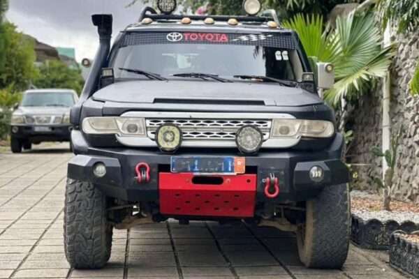 TOYOTA FJ CRUISER