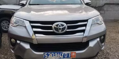 Toyota fortuner 7 places (2018)