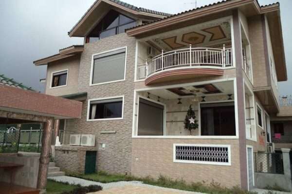 Duplex meublé de 22 pièces à Cocody Riviera Golf 1