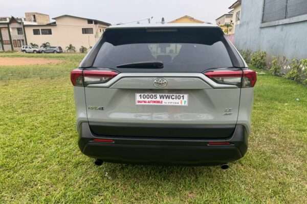 Vente voiture Rav 4 2019/2020 (Hors taxe)