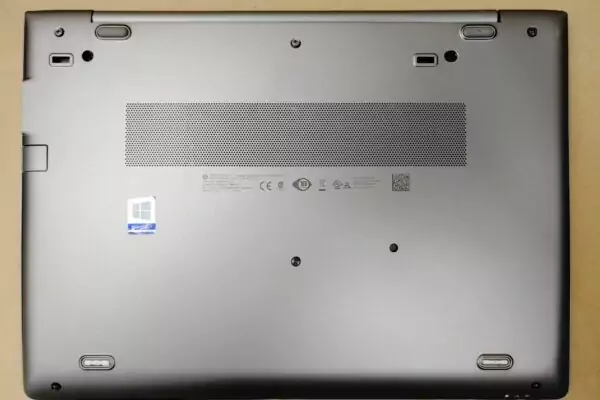 HP ZBOOK CORE i5 8eGeneration ram 16giga l