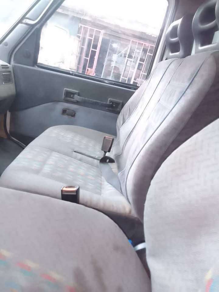 En vente Iveco boîte manuelle 4 cylindre