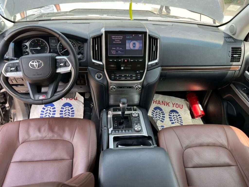 Toyota land cruiser année 2019/2020