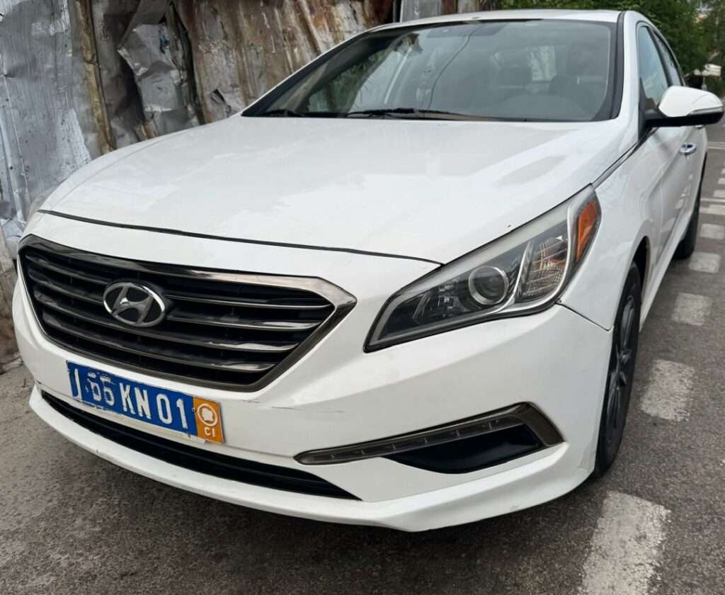 HYUNDAI SONATA