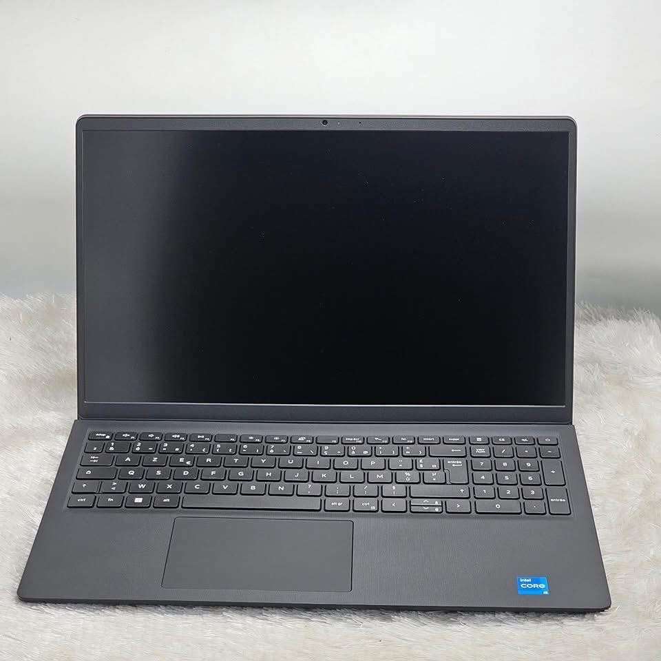 Dell Vostro 3520