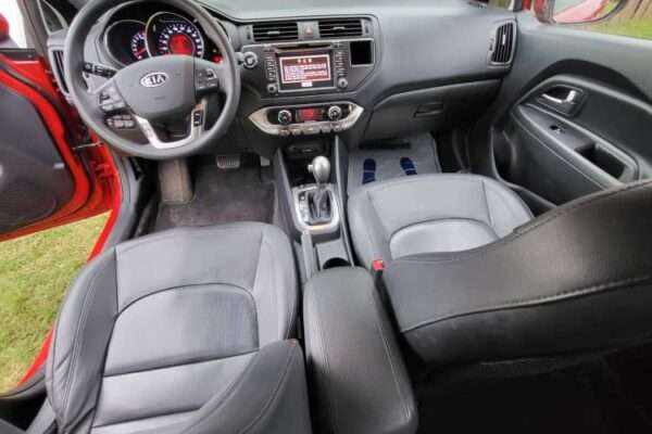 Kia Rio berline année 2020 boite automatique