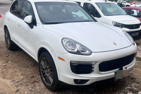 PORCHE CAYENNE full options année 2017