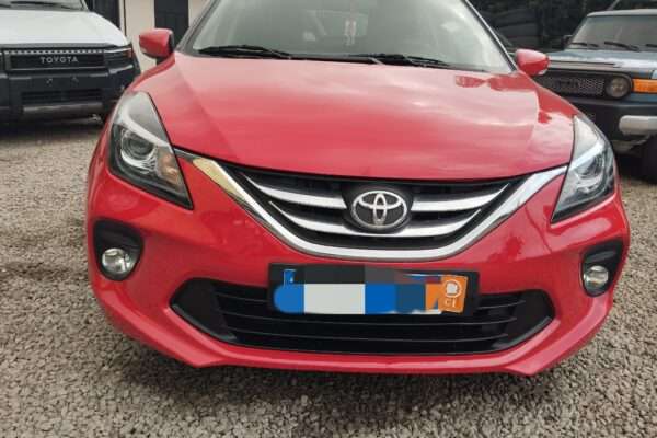 Toyota starlet année 2022 boite automatique