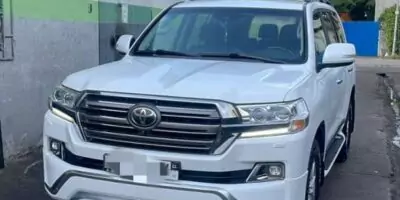 Toyota Land cruiser V8 diesel boite automatique