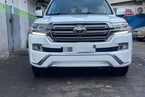 Toyota Land cruiser V8 diesel boite automatique