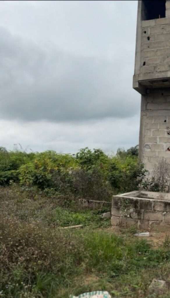 Terrains à vendre à Songon