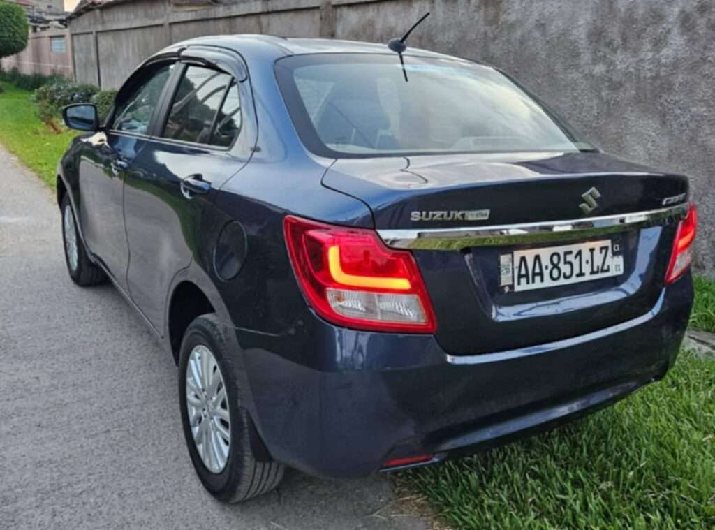 Suzuki dzire en vente