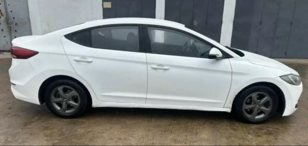 Hyundai AVANTE en vente