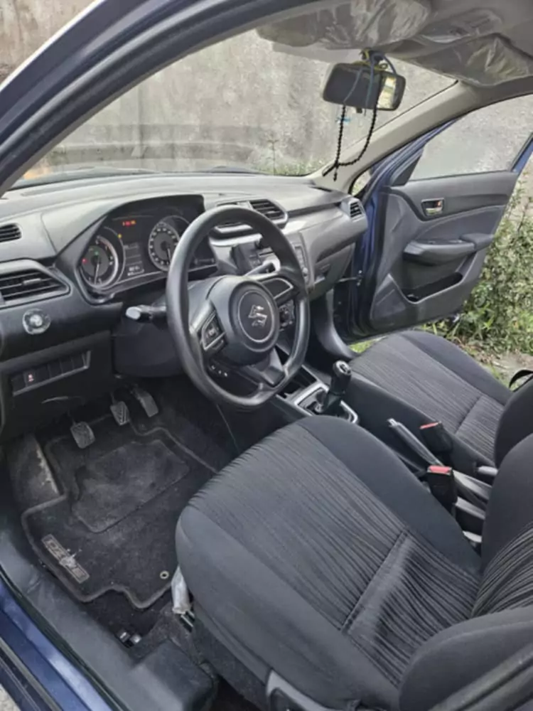 Suzuki dzire en vente
