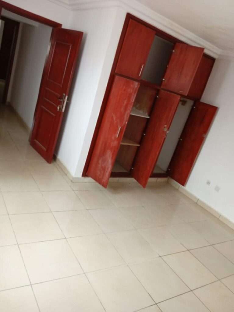 Villa à vendre à Bingerville