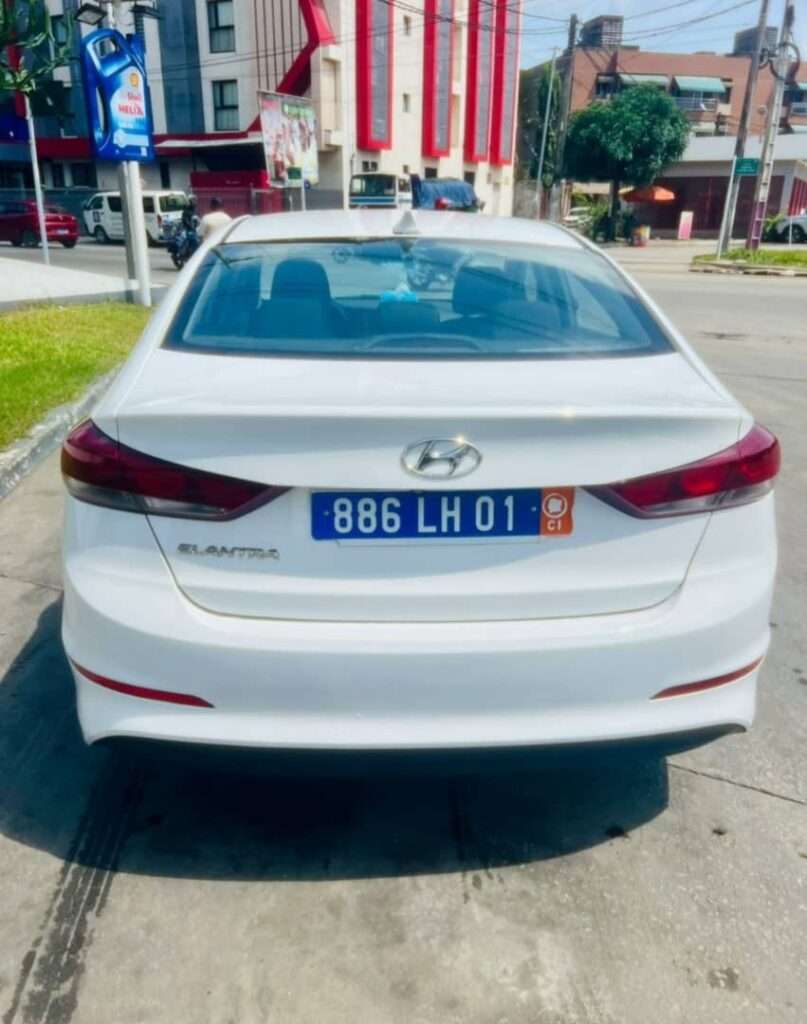 Hyundai Elantra en vente